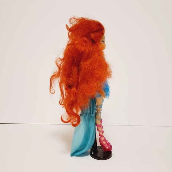 Winx Club Harmonix Bloom 11.5" Fashion Doll - Picture 6 of 10